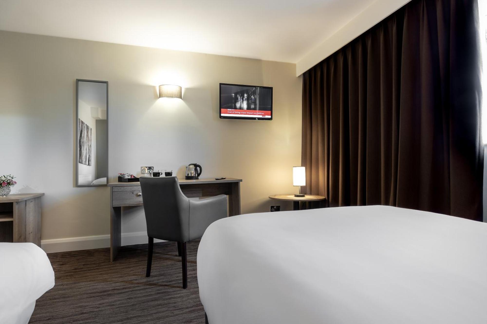 The Stones Hotel Солсбери Экстерьер фото