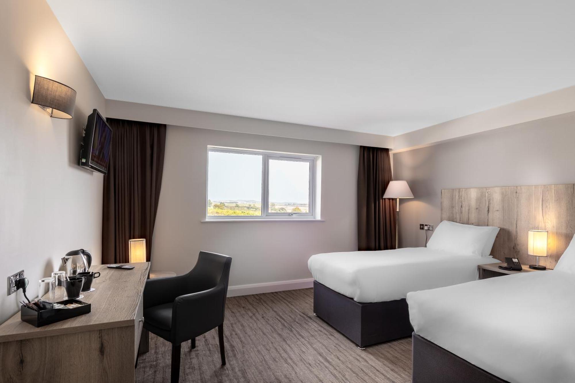 The Stones Hotel Солсбери Экстерьер фото