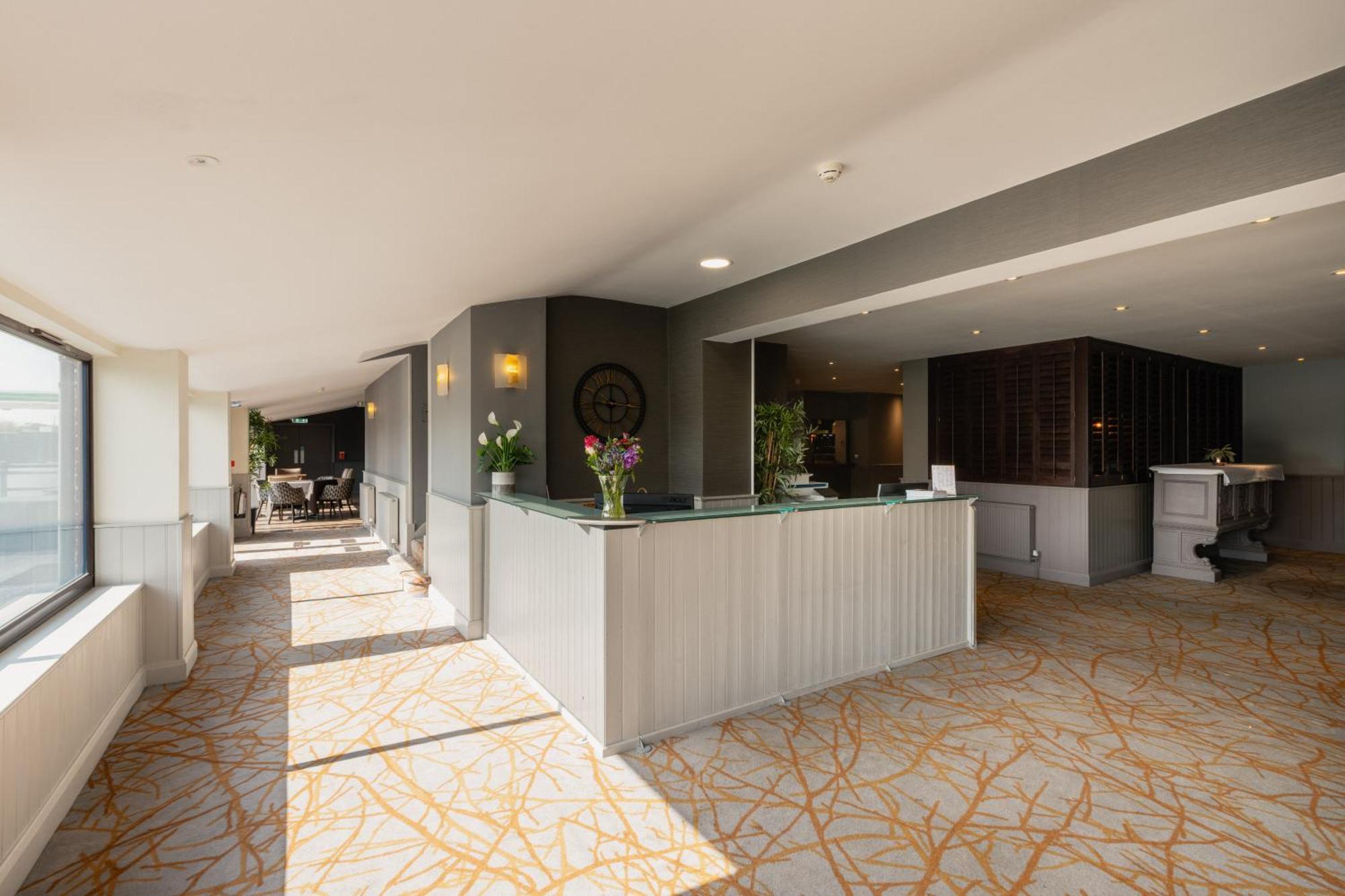 The Stones Hotel Солсбери Экстерьер фото